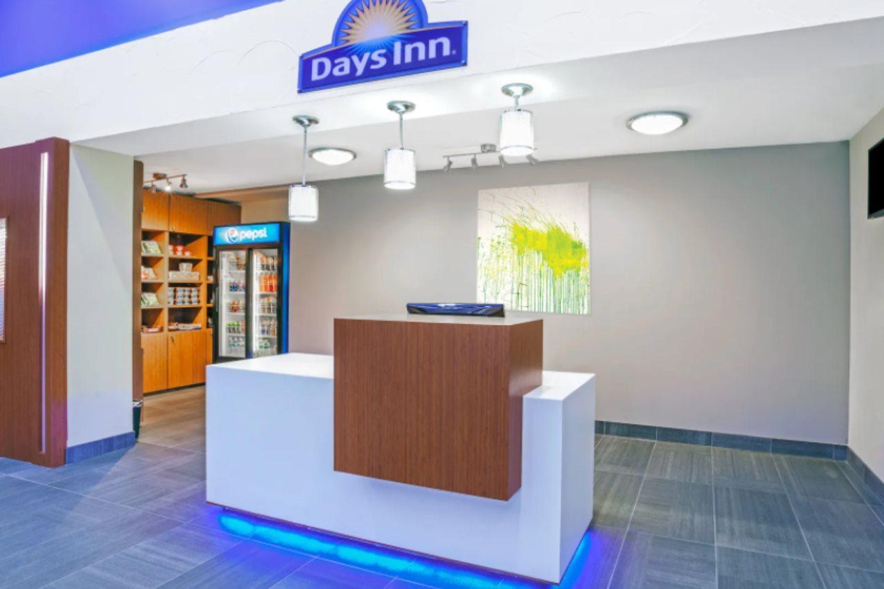 Arya Inn & Suites Farmers Branch Exteriör bild